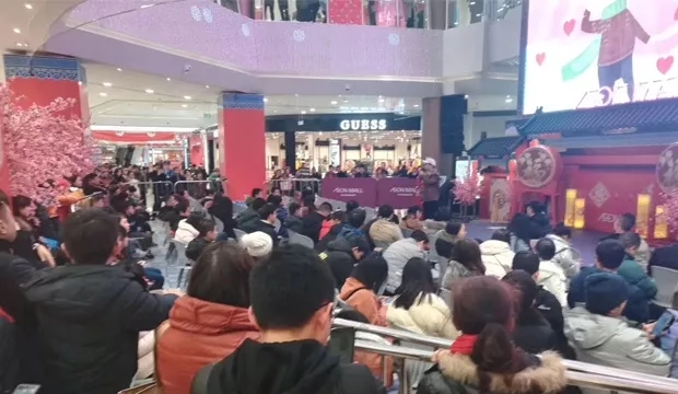 這面3層樓高的壹品玉屏，帶火這座16萬㎡購物中心的線下營銷 4.webp.jpg