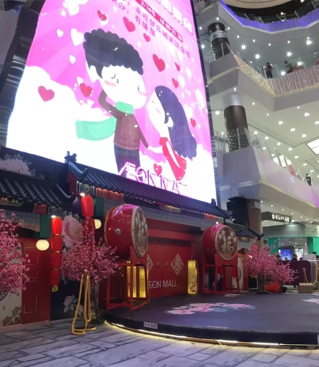 這面3層樓高的壹品玉屏，帶火這座16萬㎡購物中心的線下營銷 3.webp.jpg