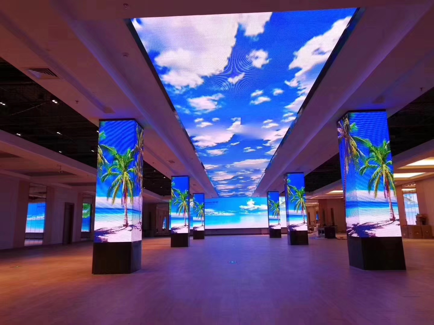 LED<a href=http://m.028fths.com/quancai/ target=_blank class=infotextkey>全彩顯示屏</a>